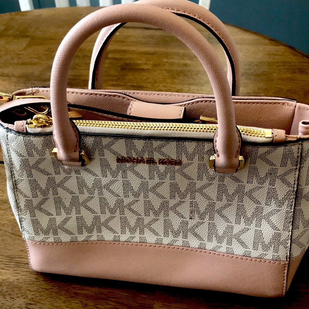 Michael Kors purse, excellent shape, pink/cream